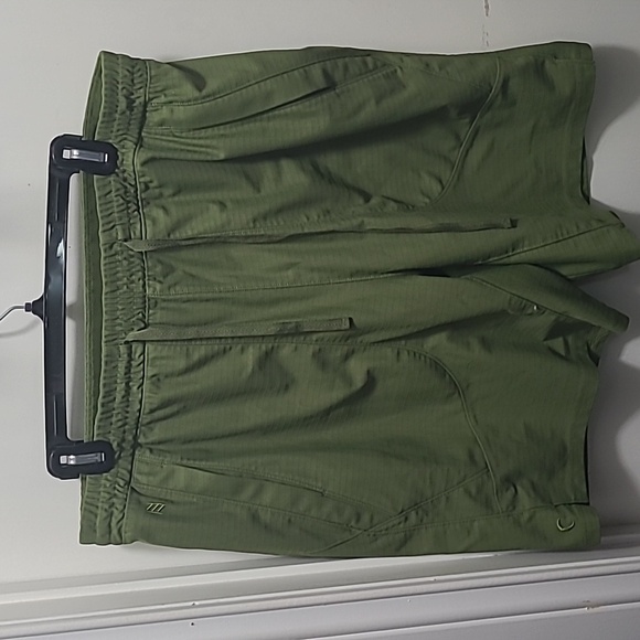 ZYIA men's shorts XL - green - Picture 1 of 5